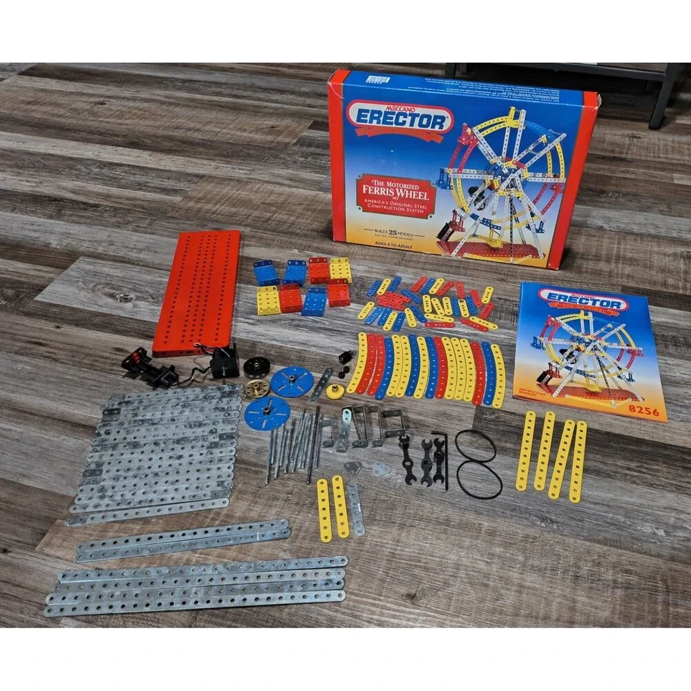 1994 Meccano Erector 8256 Motorized Ferris Wheel 25 Models Set